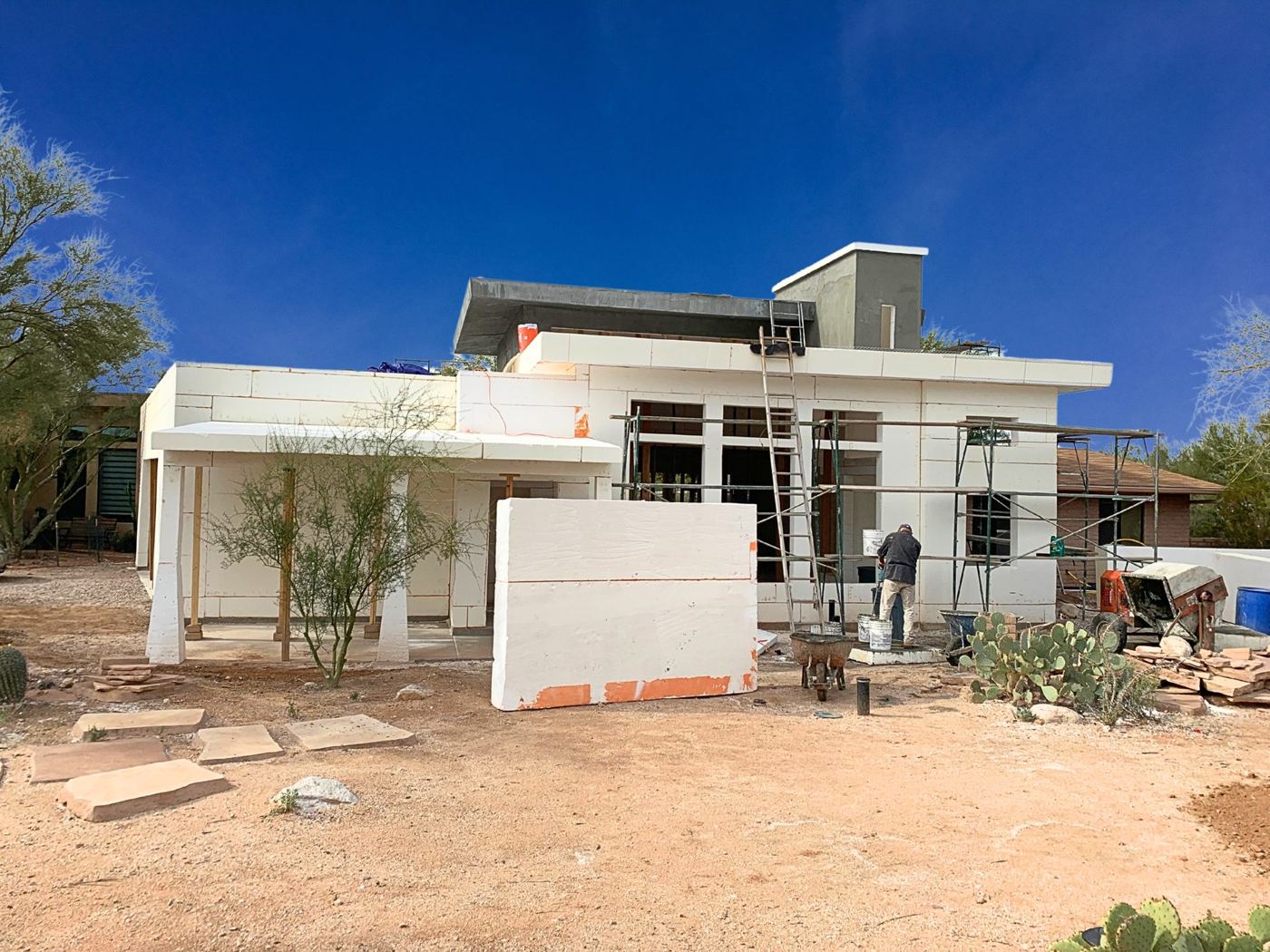 A SABS building in the Arizona desert during construction