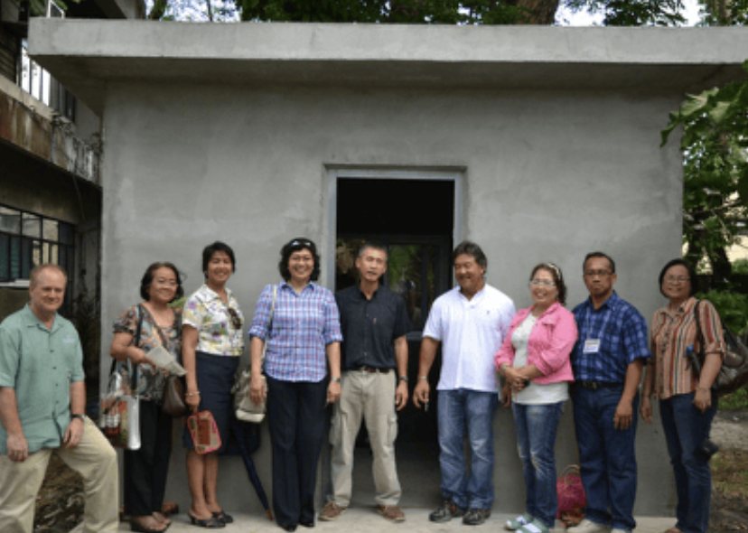 Hand-over of a finished guard house